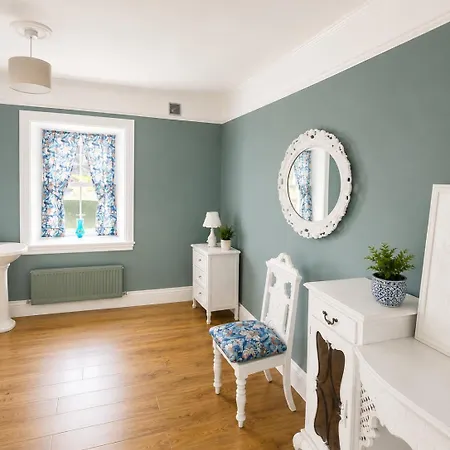 בית נופש Scenic 4br Escape In Kerry